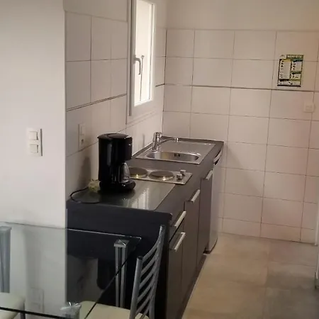 Studio Avec Piscine Appartement *