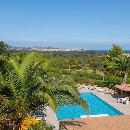 Διαμέρισμα Studio Avec Piscine Καλβί
